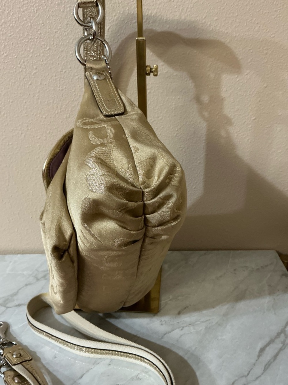 Coach Poppy Storypatch Groovy Shoulder or Crossbody Bag. Absolutely Stunning 🤩 - Picture 7 of 9